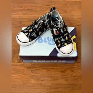Converse X Bluey Little Kid's All Star 2V Sneaker Black Multi Canvas Size 10